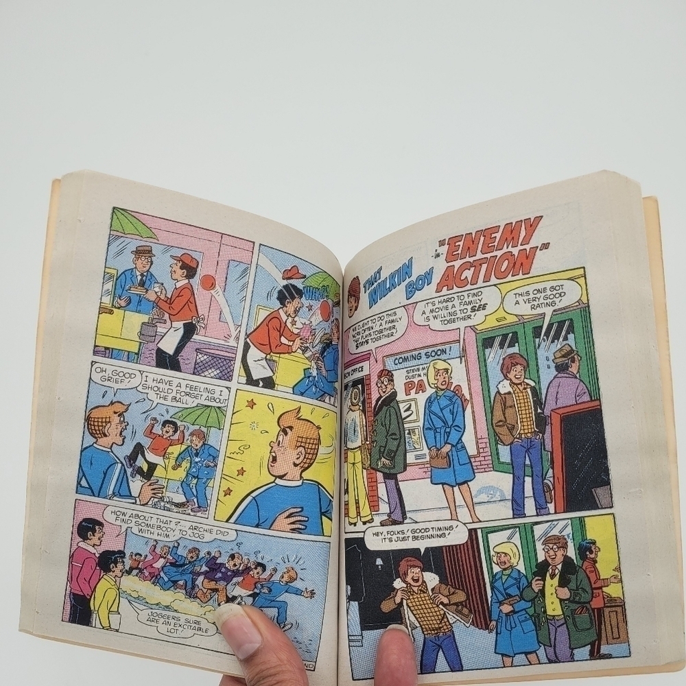 Jughead's Double Digest Magazine​​​ - Picture 2 of 3